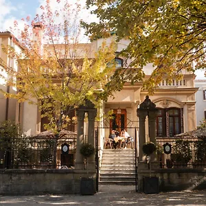 https://vila-ebel.albaniahotels.org